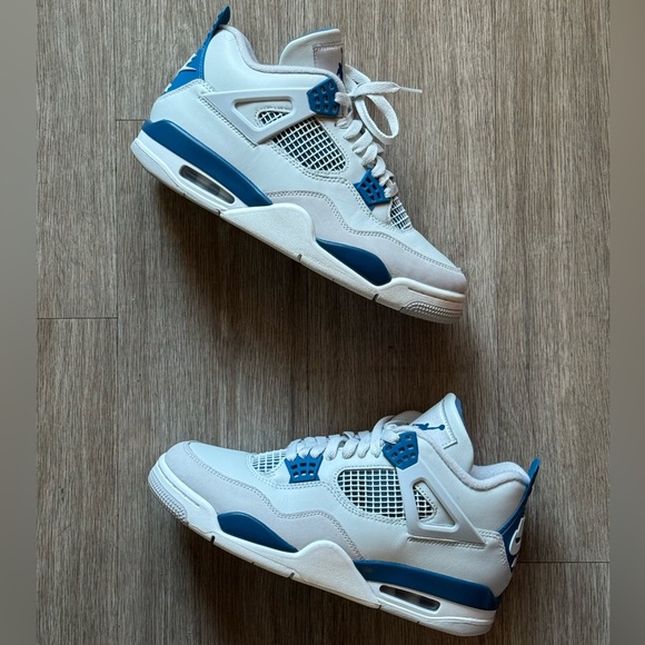 Jordan Other - Jordan 4 Military Blue - size 8
